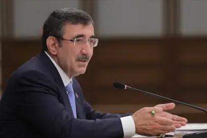 Cumhurbaşkanı Yardımcısı Yılmaz'dan Bayraktar KIZILELMA'ya tebrik