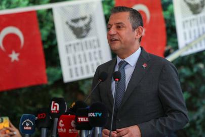 Özgür Özel'in belediye başkanlarını ADD'ye emir eri yaptığı video gündemde