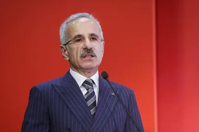 Türkiye'den Panama ile denizcilik anlaşması! Bakan Uraloğlu: Ticarette önümüzü açacak