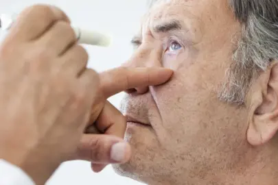 En yaygın körlük nedeni! Uzmanlar uyardı: "Eğer geç kalınırsa..."