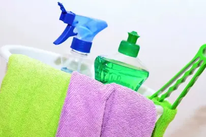 Piyasadan toplatılıyor! Bakanlık bir temizlik ürününün satışını yasakladı